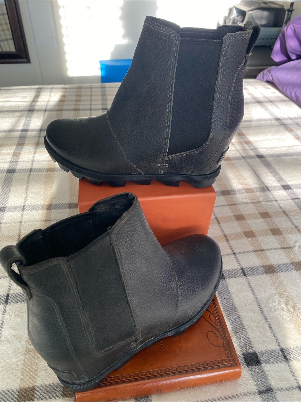 Sorel Black Chelsea Wedge Ankle Boots